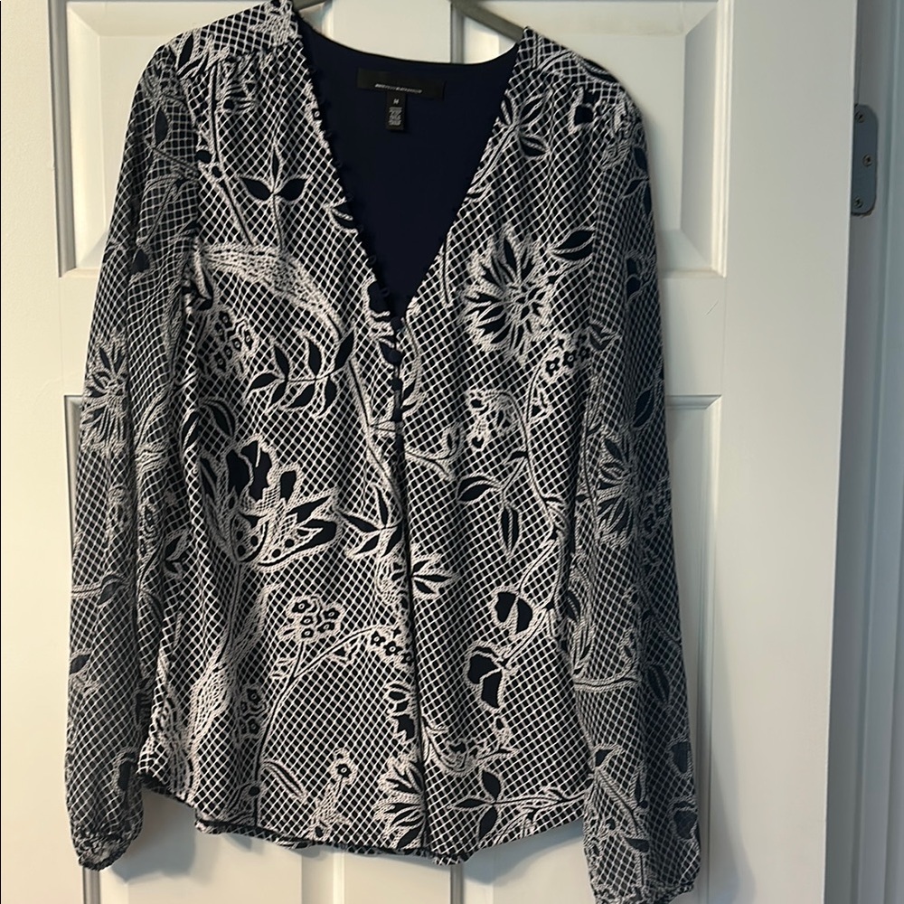 White House Black Market Graphic navy and White Long Sleeve Blouse